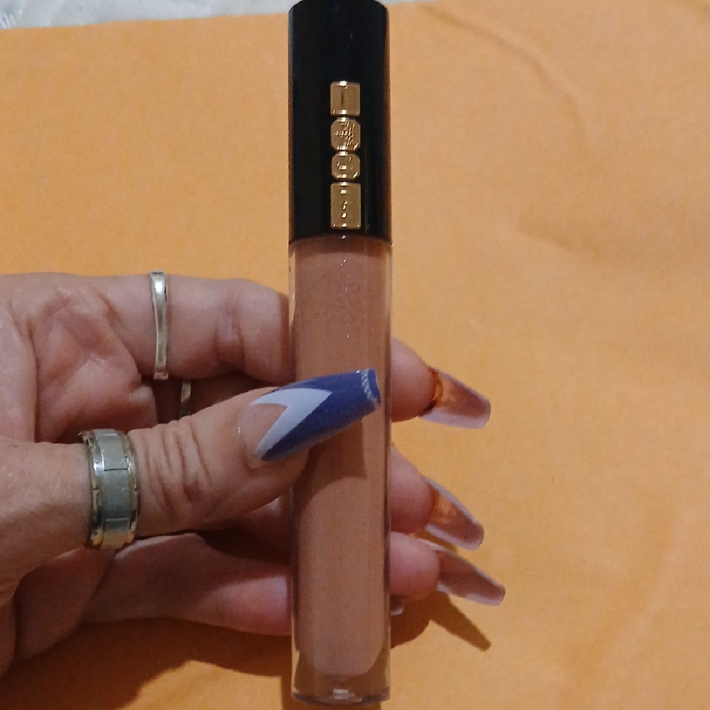 Luxurious Nude Lip Gloss by Pat McGrath
